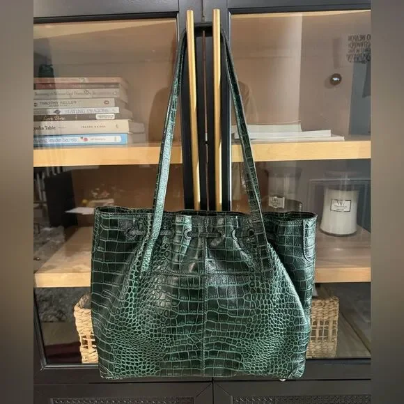 Patricia Nash 10th Anniversary Limited Edition purse Green Croc Leather Poppy - Picture 9 of 16